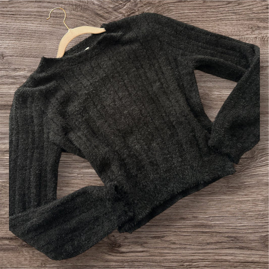 Cropped Fuzzy Black