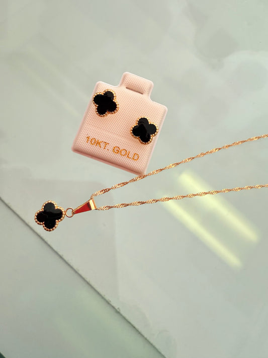 Clover negro set oro 10K
